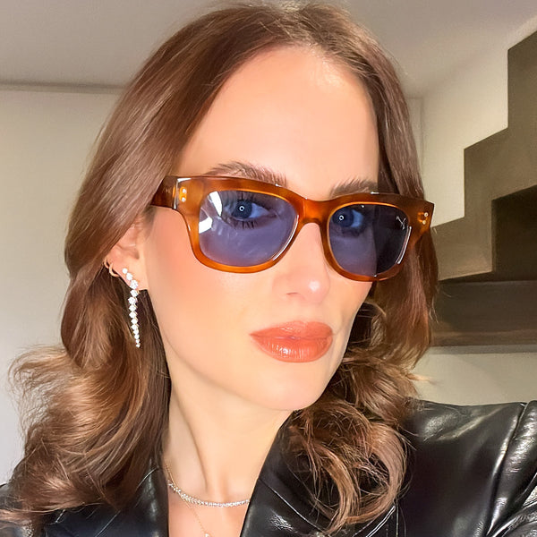 Ameos Forever collection Sam model. Tortoise frames with light blue lenses. Front view. Genderless, gender neutral eyewear